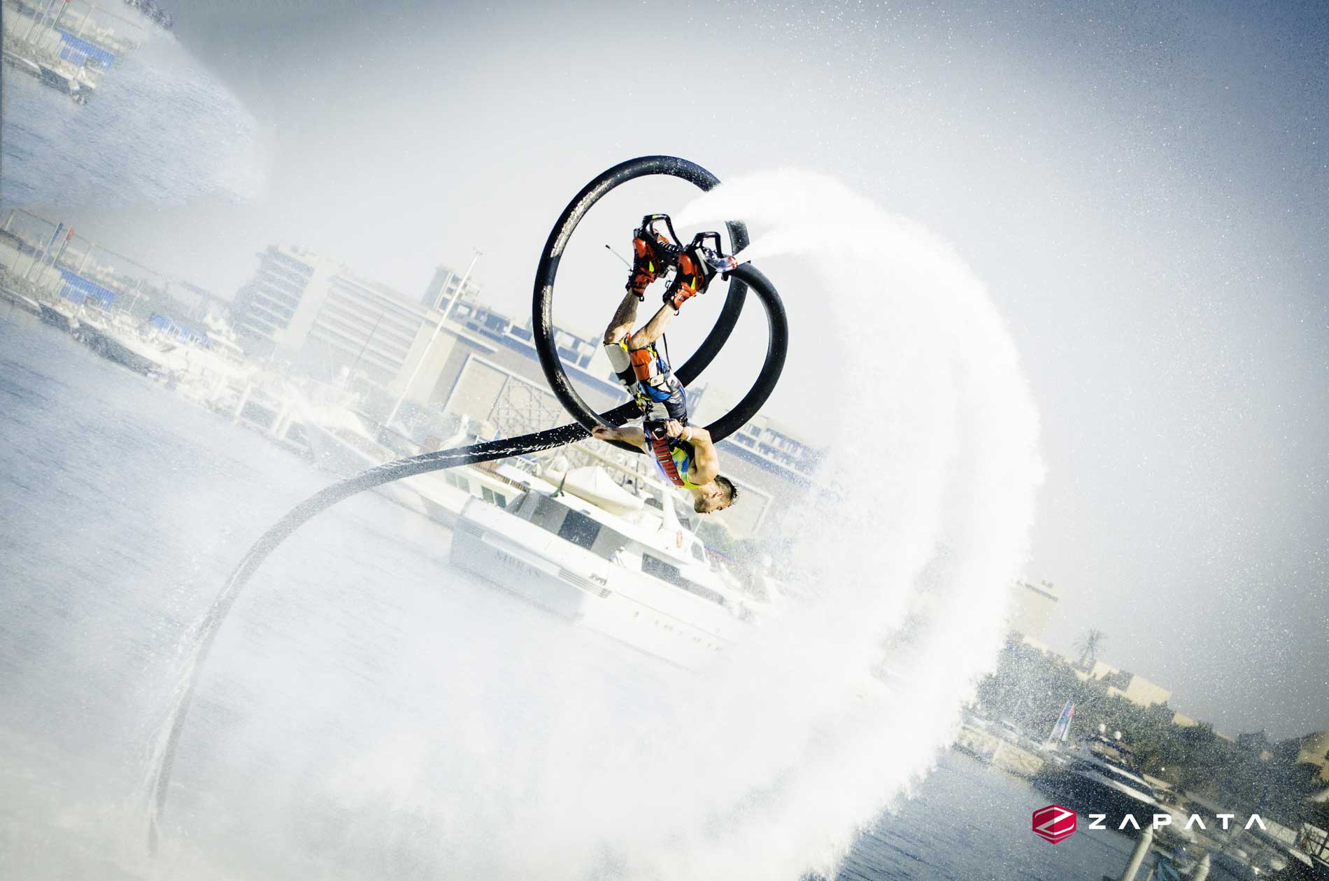 Zapata Flyboard - fly and dive in same time